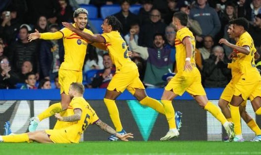 开云体育APP下载-伤员都回归，巴萨却踢出最差胜利？