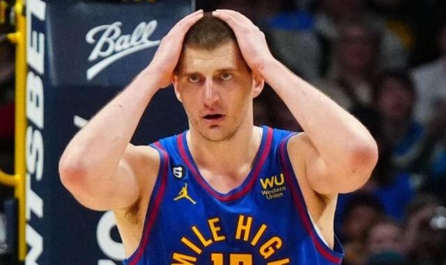 开云体育官网-进攻数据全面华丽 约基奇的唯一弱点却在拖累掘金