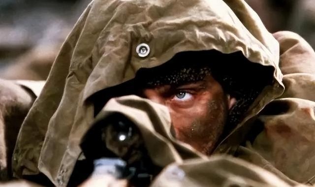 开云体育官网-苏联狙神瓦西里：潜伏四天一枪不开，一颗子弹带走德军狙击之王！